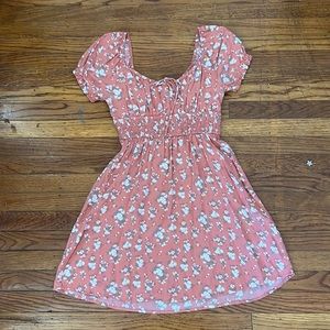 Hollister Pink Floral Mini babydoll dress Tie Front short sleeve. Size Small